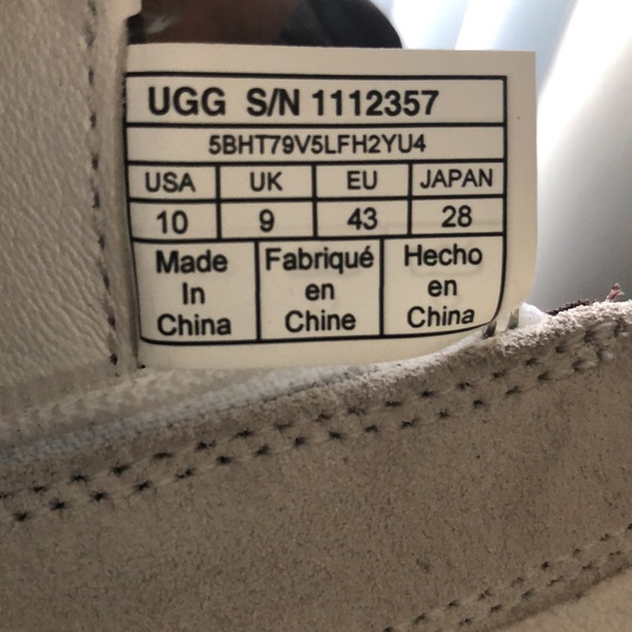 UGG men sneakers(UGG Japan)( not available in USA) - Picture 3 of 5